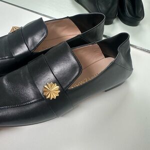 Stuart Wheitzman Black Loafer Mules — like new